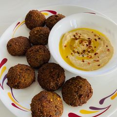 A picture of Falafel.