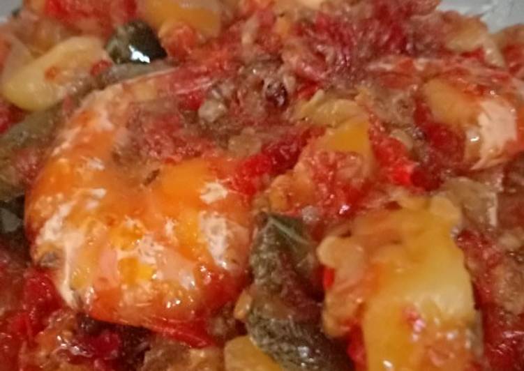 Langkah Mudah untuk Menyiapkan Balado udang + kentang yang Bisa Manjain Lidah