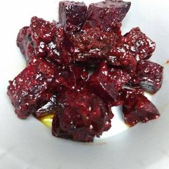 A picture of Butter Roasted Beets.