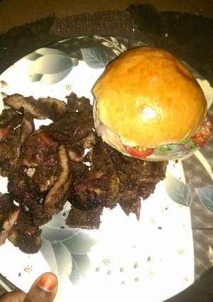 A picture of My home made burger with suya.