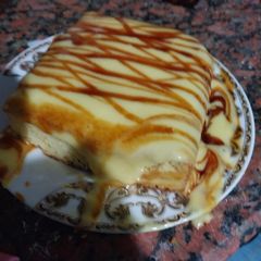 A picture of Gateau chateau cream caramel.