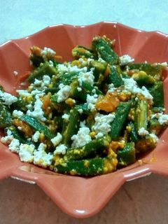 भरवां पनीर भिंडी (Bharva paneer bhindi recipe in hindi) रेसिपी मुख्य फोटो
