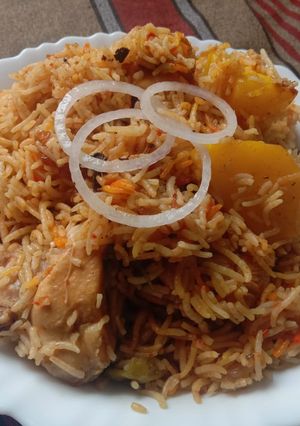 A picture of Daighi biryani.