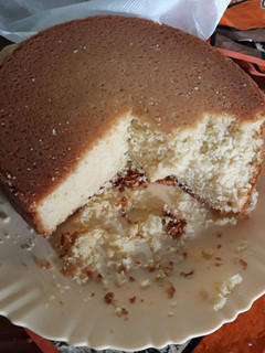 A picture of Lemon cake.