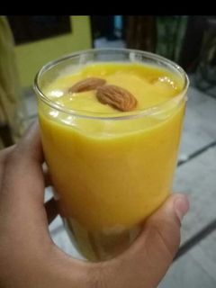 मैंगो शेक (Mango shake recipe in Hindi) रेसिपी मुख्य फोटो