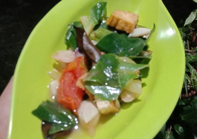 Sayur daun kencur