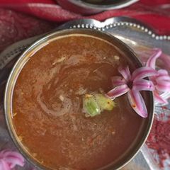 A picture of Panaka {lemon & saffron drink}.