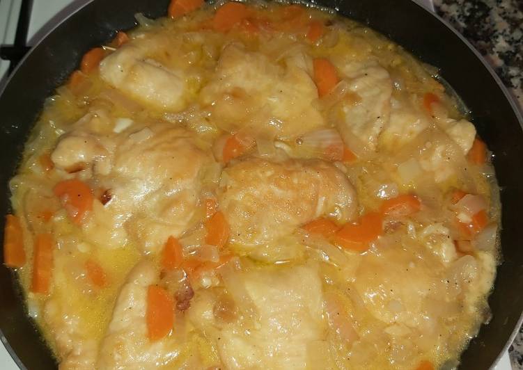 Pollo relleno de queso a la cerveza