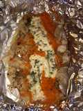 Filete de merluza, con queso azul