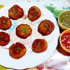 A picture of Healthy tasty delicious sweet potato cutlet.