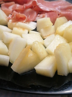 Una foto de Melón con jamón
