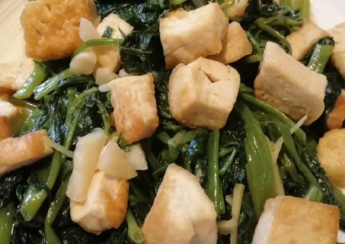 How to Prepare Perfect Water Spinach con Tofu
