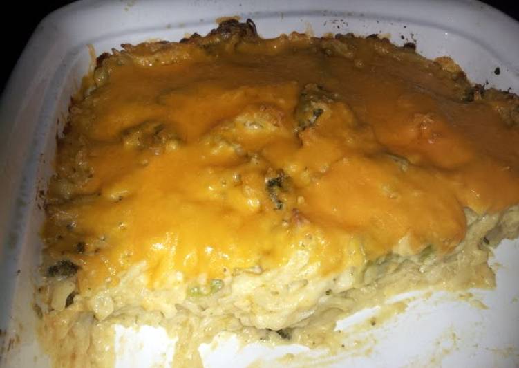 Broccoli cheese baked potato casserole