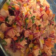 Una foto de Ceviche de salmón
