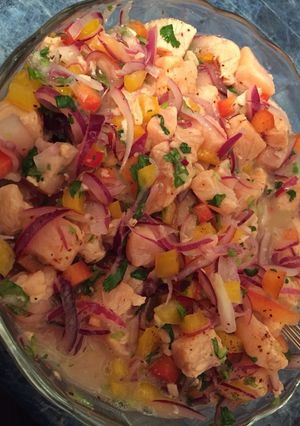 Una foto de Ceviche de salmón