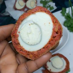 A picture of Scotch egg.