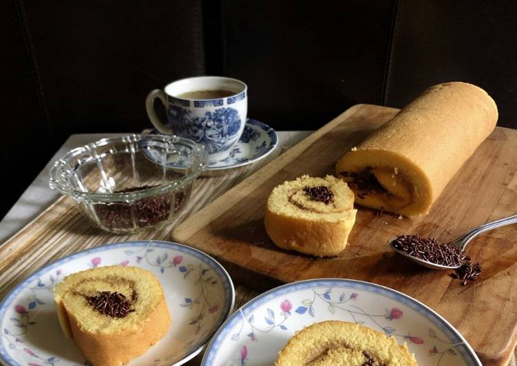 Bolu gulung buttercream mocca