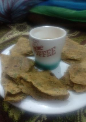 मेथी के थेपला (Methi ke thepla recipe in hindi) रेसिपी मुख्य फोटो