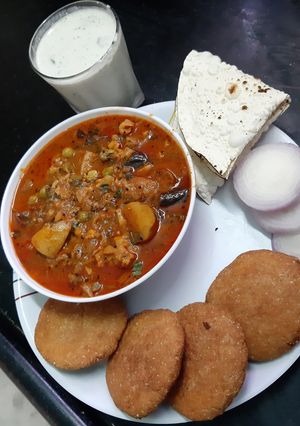 तावो चापडी (tavo chapdi recipe in Hindi) रेसिपी मुख्य फोटो