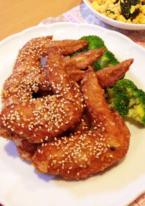 A picture of Irresistible Sweet and Spicy Fried Chicken Wings.