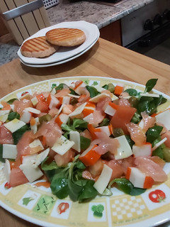 Una foto de Ensalada de canónigos a la miel