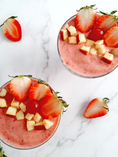 A picture of Strawberry Banana Smoothie Bowl.