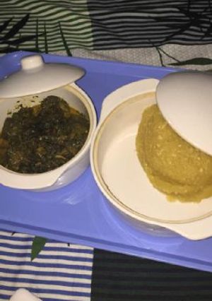 A picture of Vegetable soup with garri.