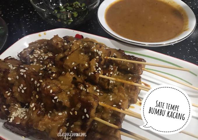 Sate tempe bumbu kacang