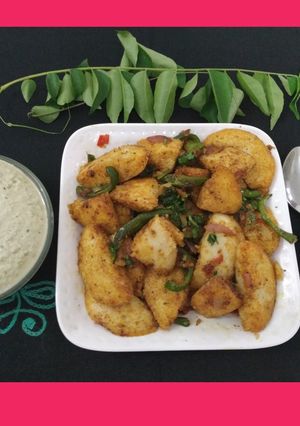 A picture of Podi/ Milagu Idli.