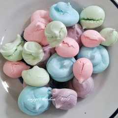 รูปของ Meringue Cookies
