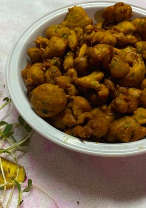 ખલવા (Khalva Recipe In Gujarati) રેસીપી મુખ્ય ફોટો
