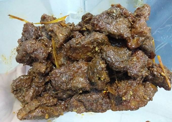 Cara membuat Rendang Sapi Bumbu Instan Cara membuat Rendang Sapi Bumbu Instan