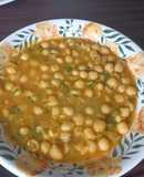 Garbanzos guisados-colombianos
