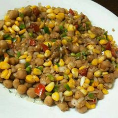 A picture of Chana corn chat.