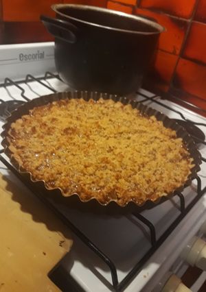 Una foto de Torta de coco y dulce de leche