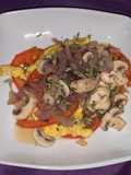 Omelette saltado con champiñones
