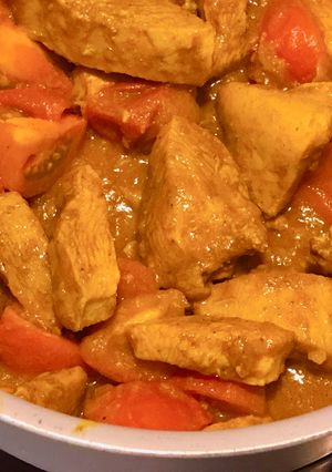 Hình của món Gà Nấu Cà Chua Vị Cà Ri Masala.
