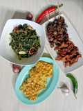 Set Menu Angkringan#2 (Sate Keong, Ceker Pedas, Bakwan/Perkedel Jagung, Oseng Daun Pepaya)