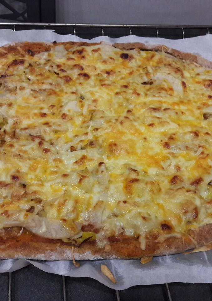 Una foto de Pizza integral de puerros y pera