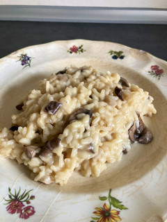 Una foto de Auténtica receta italiana-Risotto ai funghi (con setas)