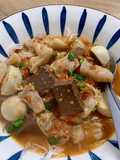 ขนมจีนน้ำยาป่าปลากระป๋องเอ็นข้อไก่