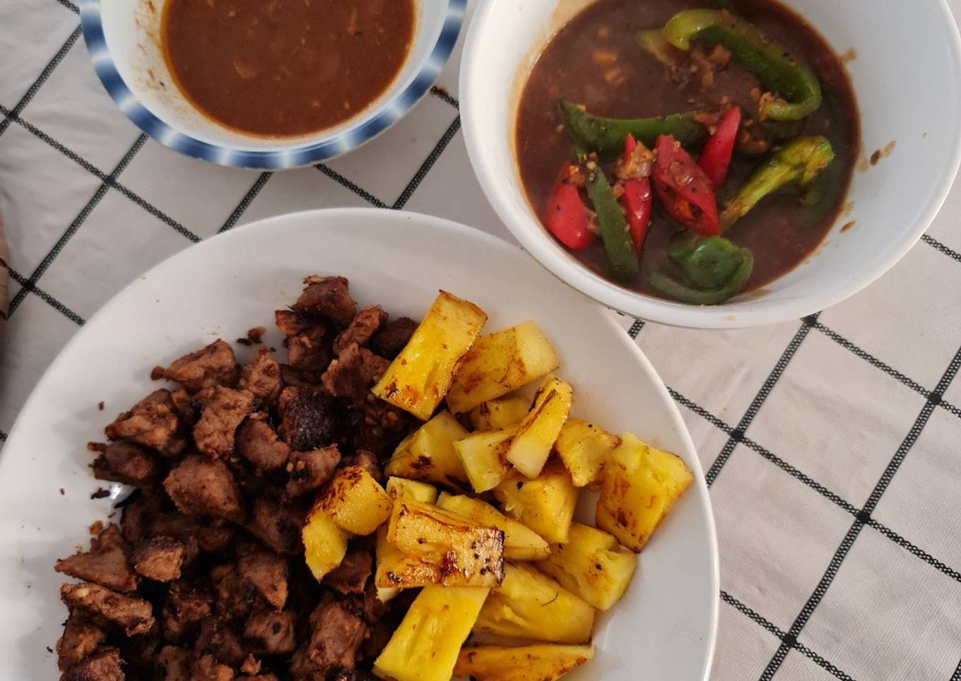 Sapi nanas lada hitam