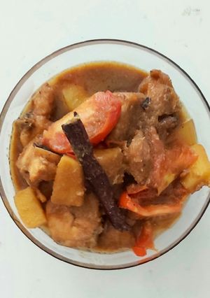 Foto resep Semur Ayam Kentang Yahud