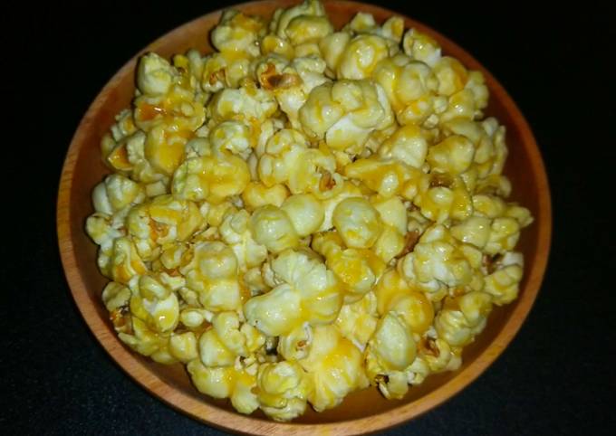 Salted Caramel Popcorn Homemade