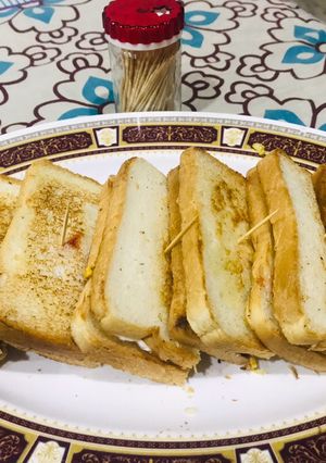 A picture of Chicken tikka sandwiches.