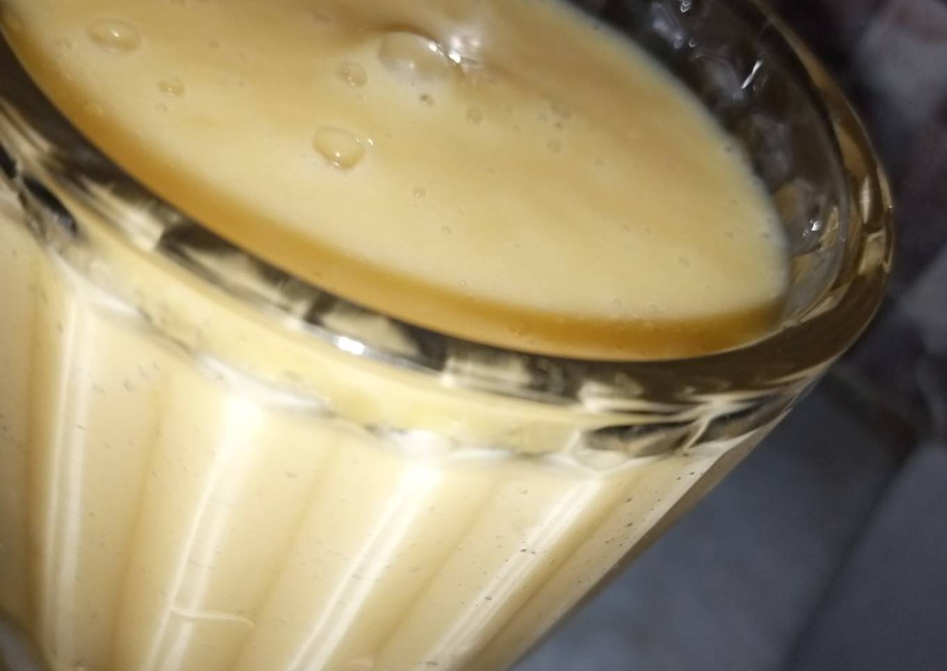 Mango smoothie