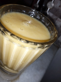 A picture of Mango smoothie.