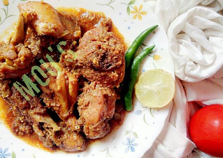 Malvani chicken masala