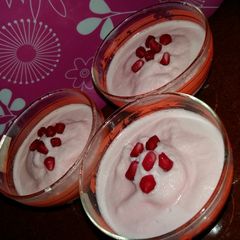 A picture of Pomegranate Ice cream.