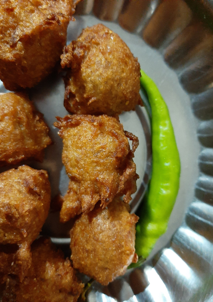 ફરાળી ભજીયા રેસીપી મુખ્ય ફોટો